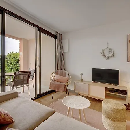 Immogroom - 2 Renovated - Pool - Terrace - Garden - Parking -